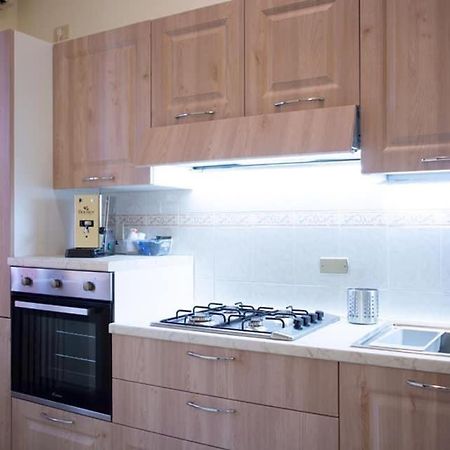 Villa Franca Mini Appartamenti ビシェーリエ エクステリア 写真