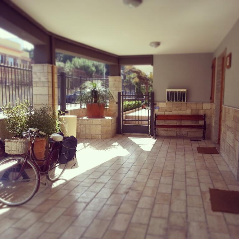 Villa Franca Mini Appartamenti ビシェーリエ エクステリア 写真